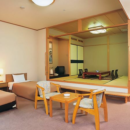 ฟอเรสต์ รีสอร์ต ยูโนซาโตะ ซูกินะ Hotel ยูกาวาระ ภายนอก รูปภาพ
