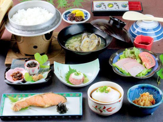 ฟอเรสต์ รีสอร์ต ยูโนซาโตะ ซูกินะ Hotel ยูกาวาระ ภายนอก รูปภาพ
