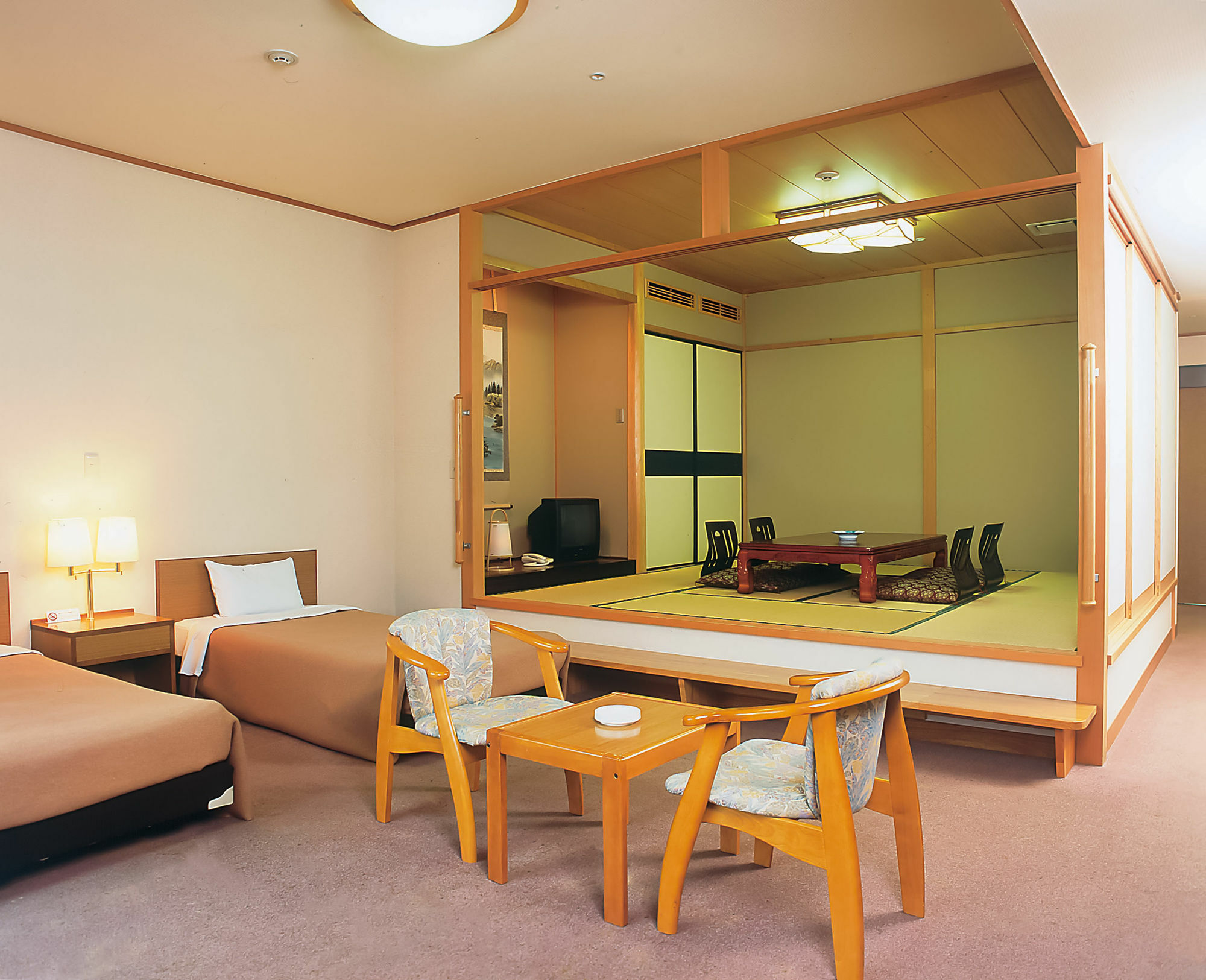 ฟอเรสต์ รีสอร์ต ยูโนซาโตะ ซูกินะ Hotel ยูกาวาระ ภายนอก รูปภาพ