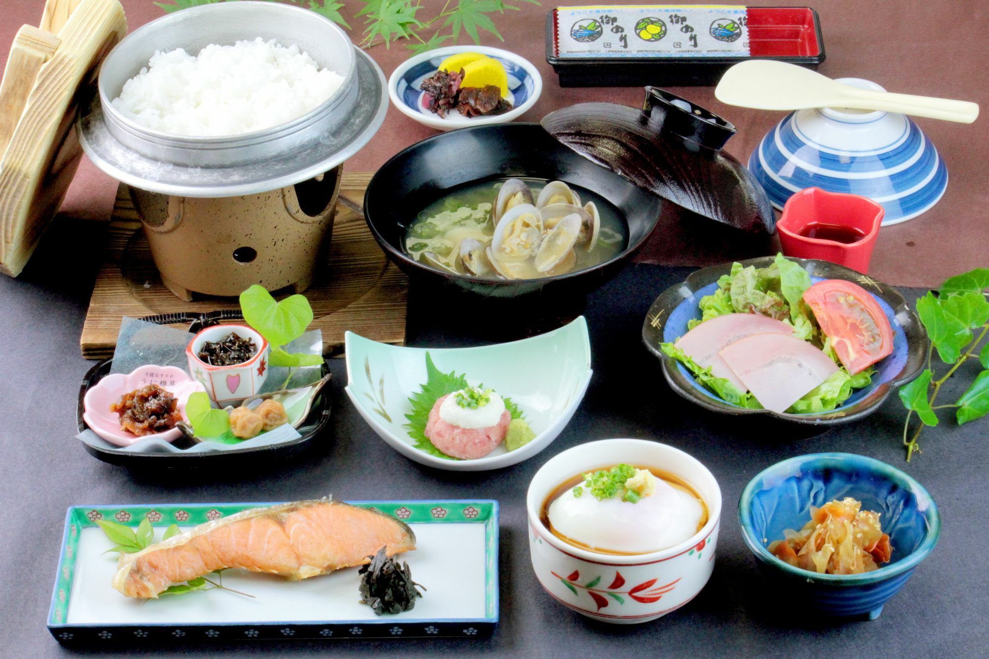 ฟอเรสต์ รีสอร์ต ยูโนซาโตะ ซูกินะ Hotel ยูกาวาระ ภายนอก รูปภาพ